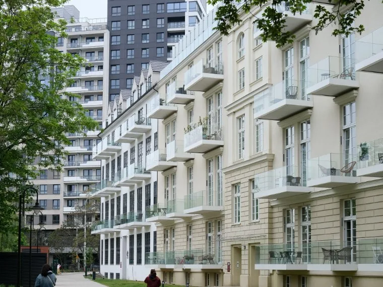 Immeuble résidentiel sous surveillance à Lille