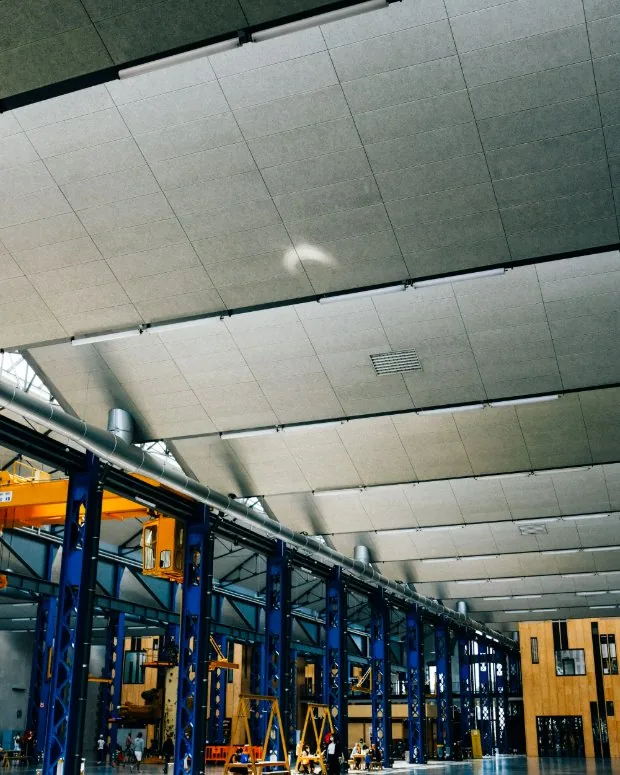 Entrepôt logistique sous surveillance